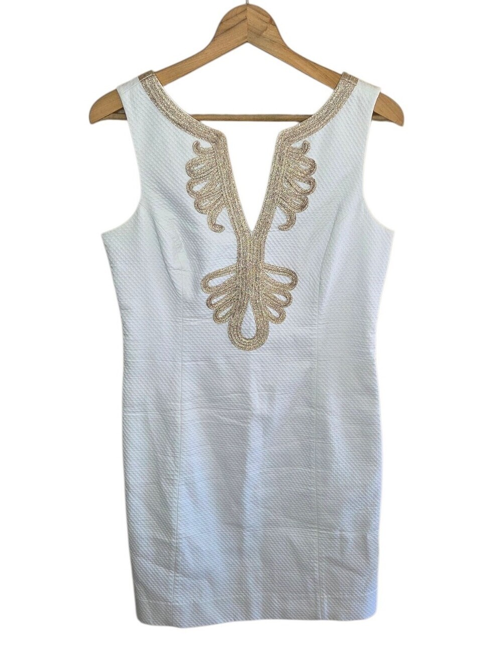 Lilly Pulitzer Janice White Textured Sleeveless Shift Dress Gold Detail Size 6